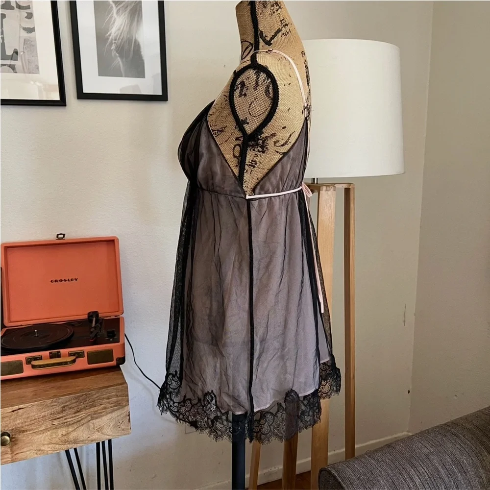 Oscar De La Renta Women's Black Lace Mesh Chemise Babydoll Lingerie Size M